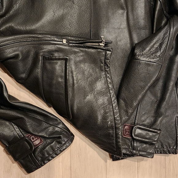 Vintage Kenneth Cole Leather Jacket With Removable Polyester Vest Lining - Picture 13 of 16